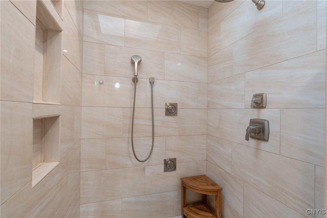 4019 Bronco Path Onondaga, NY 13031 - Photo 12 of 46