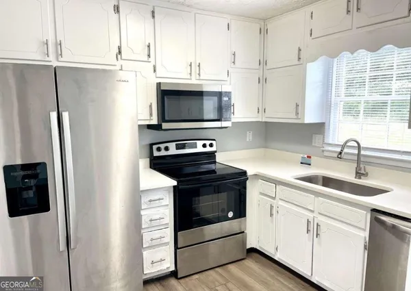 $1,600 | 123 Toby Springs Lane, McDonough, GA 30253