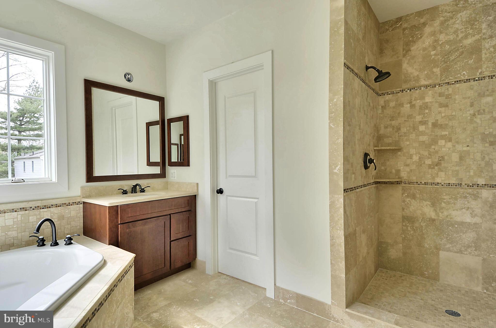 5902 Conway Road Bethesda, MD 20817 - Photo 14 of 30 Bath (Master)