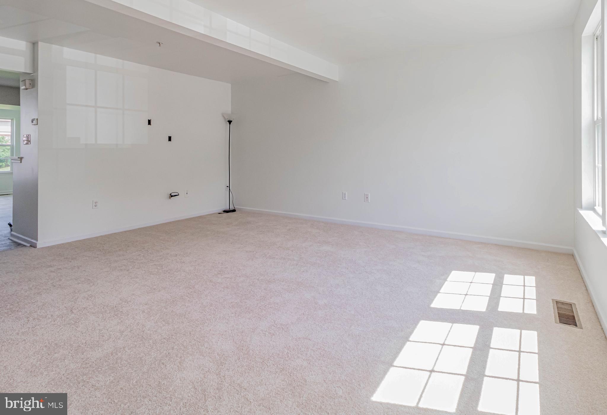 3105 Orchard View Road Reading, PA 19606 - Photo 3 of 20