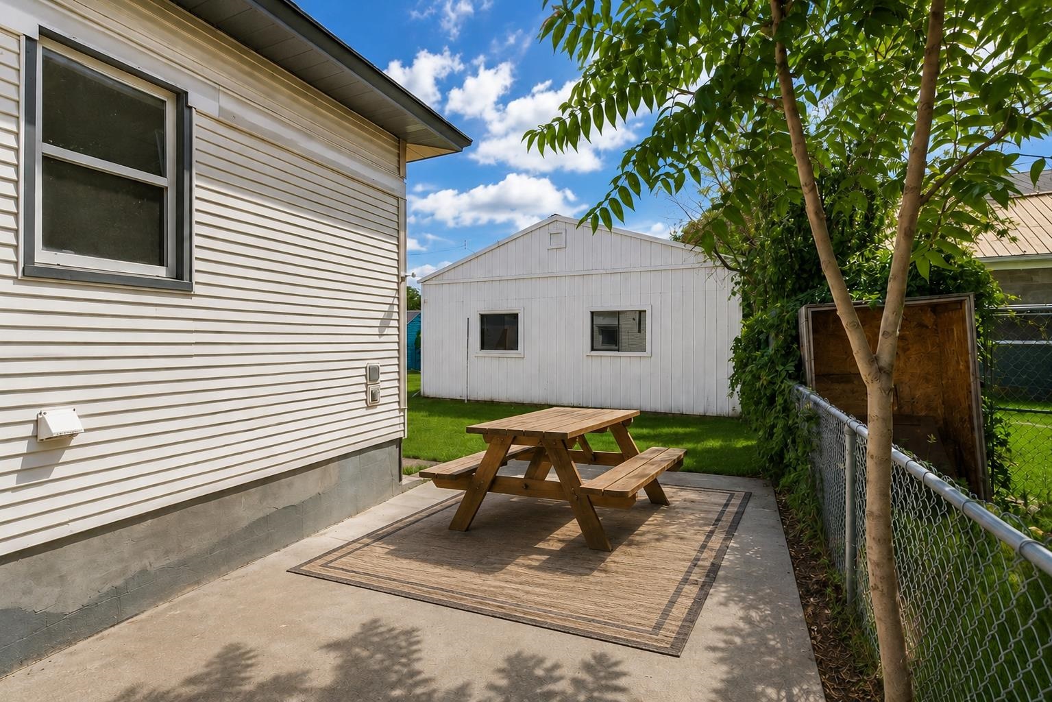 2023 West Sharp Avenue Spokane, WA 99201 - Photo 24 of 30