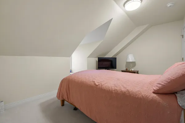 $569,900 | 6847 Northstar Avenue, Kalamazoo, MI 49009