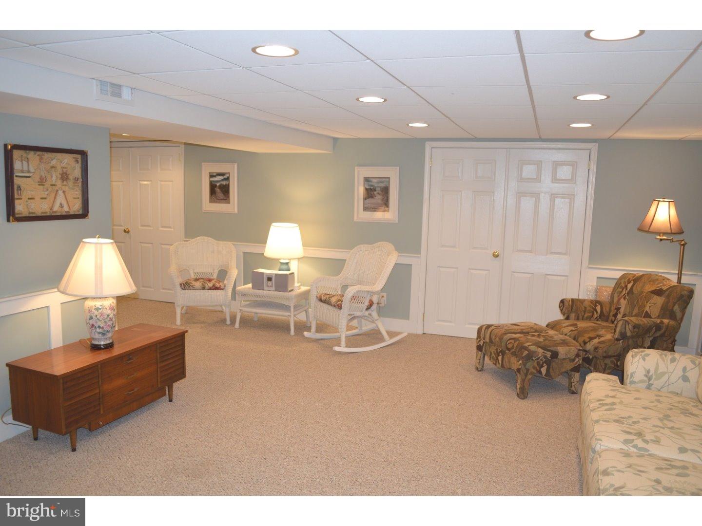 206 West Forestview Road Brookhaven, PA 19015 - Photo 14 of 24 Family Room