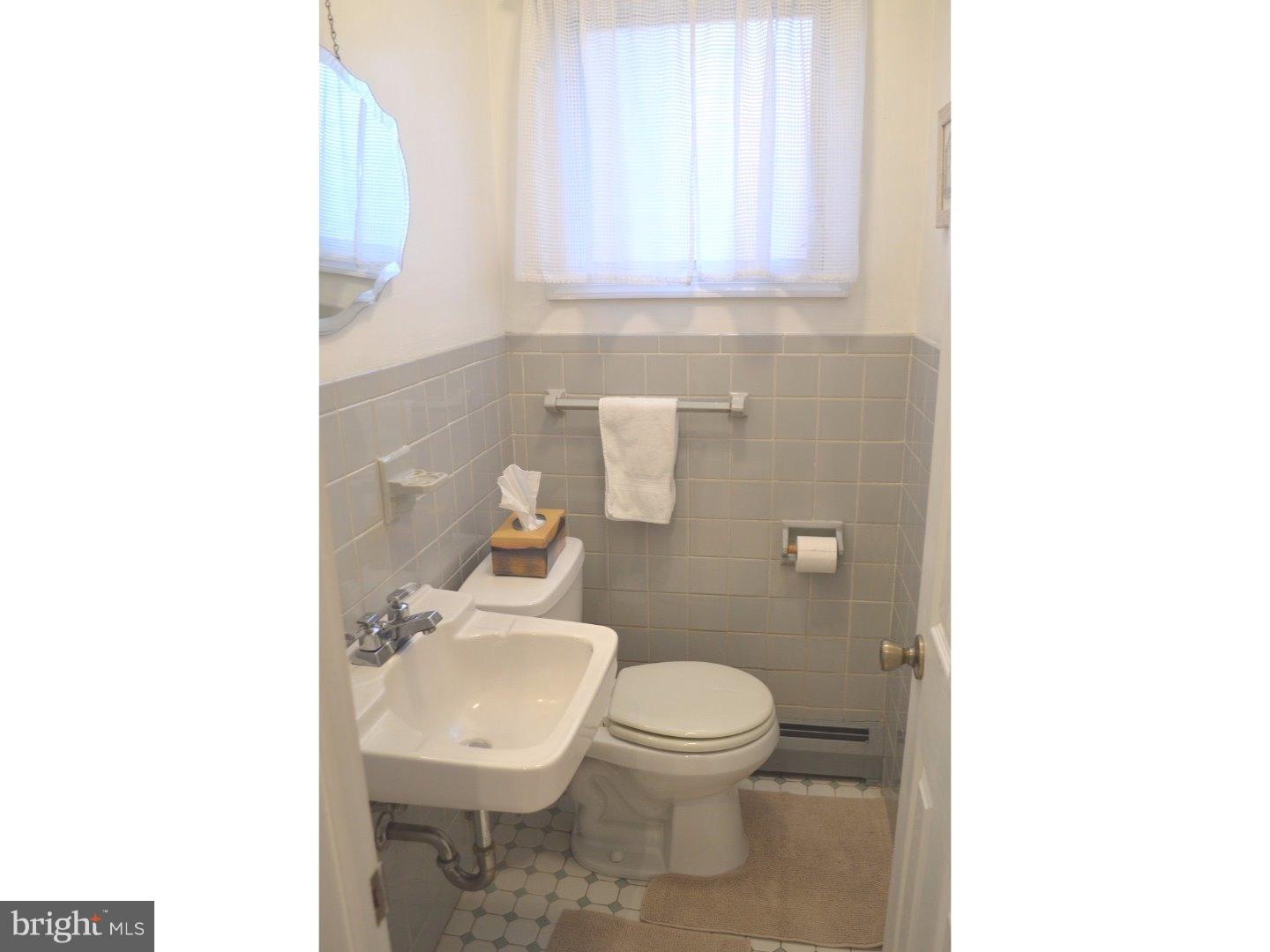 206 West Forestview Road Brookhaven, PA 19015 - Photo 7 of 24 Half Bath