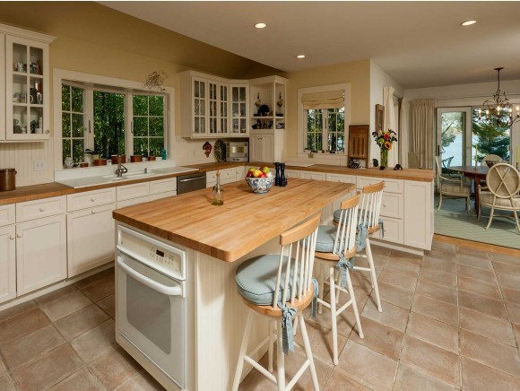 21 Folcutt Road Kittery, ME 03905 - Photo 8 of 34