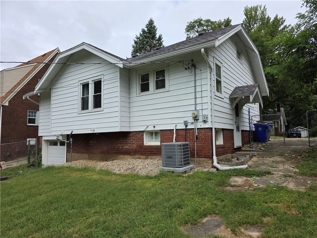 1335 Riverview Avenue Decatur, IL 62522 - Photo 28 of 30 Gallery Image 28
