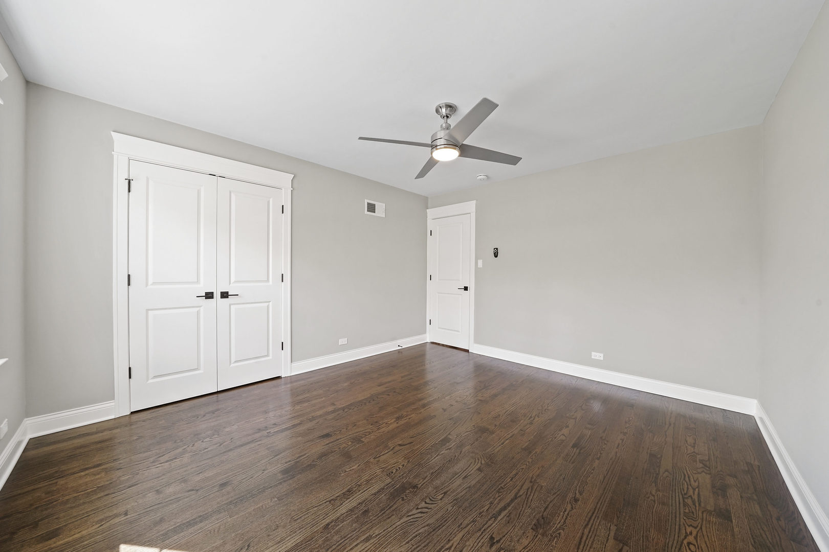 1101 Woodview Road Burr Ridge, IL 60527 - Photo 38 of 55