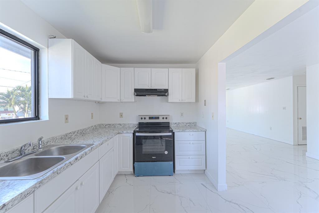 5738 Fletcher Street Hollywood, FL 33023 - Photo 12 of 27