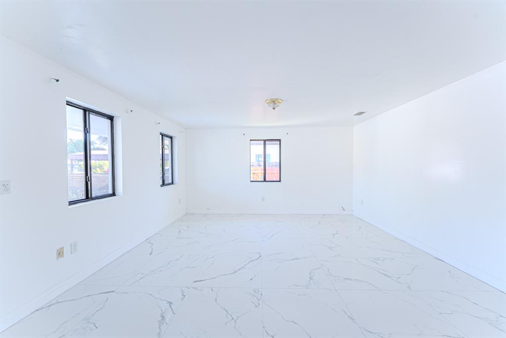 5738 Fletcher Street Hollywood, FL 33023 - Photo 7 of 27