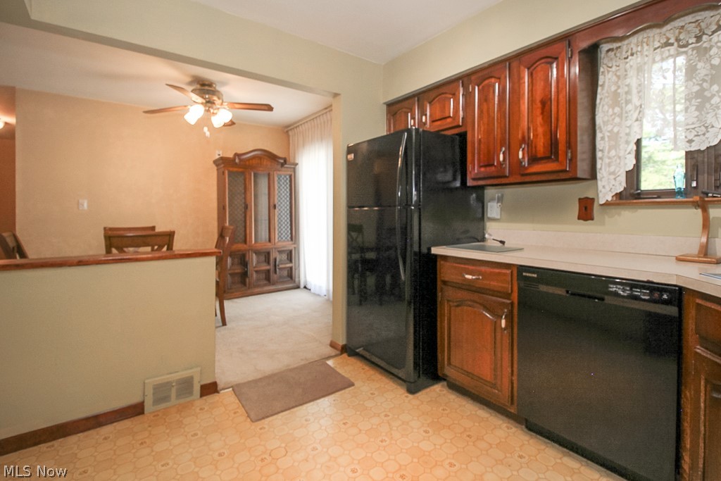 703 Sterling Road Wickliffe, OH 44092 - Photo 8 of 19 Gallery Image 8
