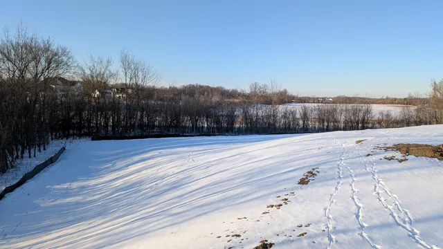 $209,900 | N51-w18554 N51-w18554 Loveland Way, Unit LT84, Menomonee Falls, WI 53051