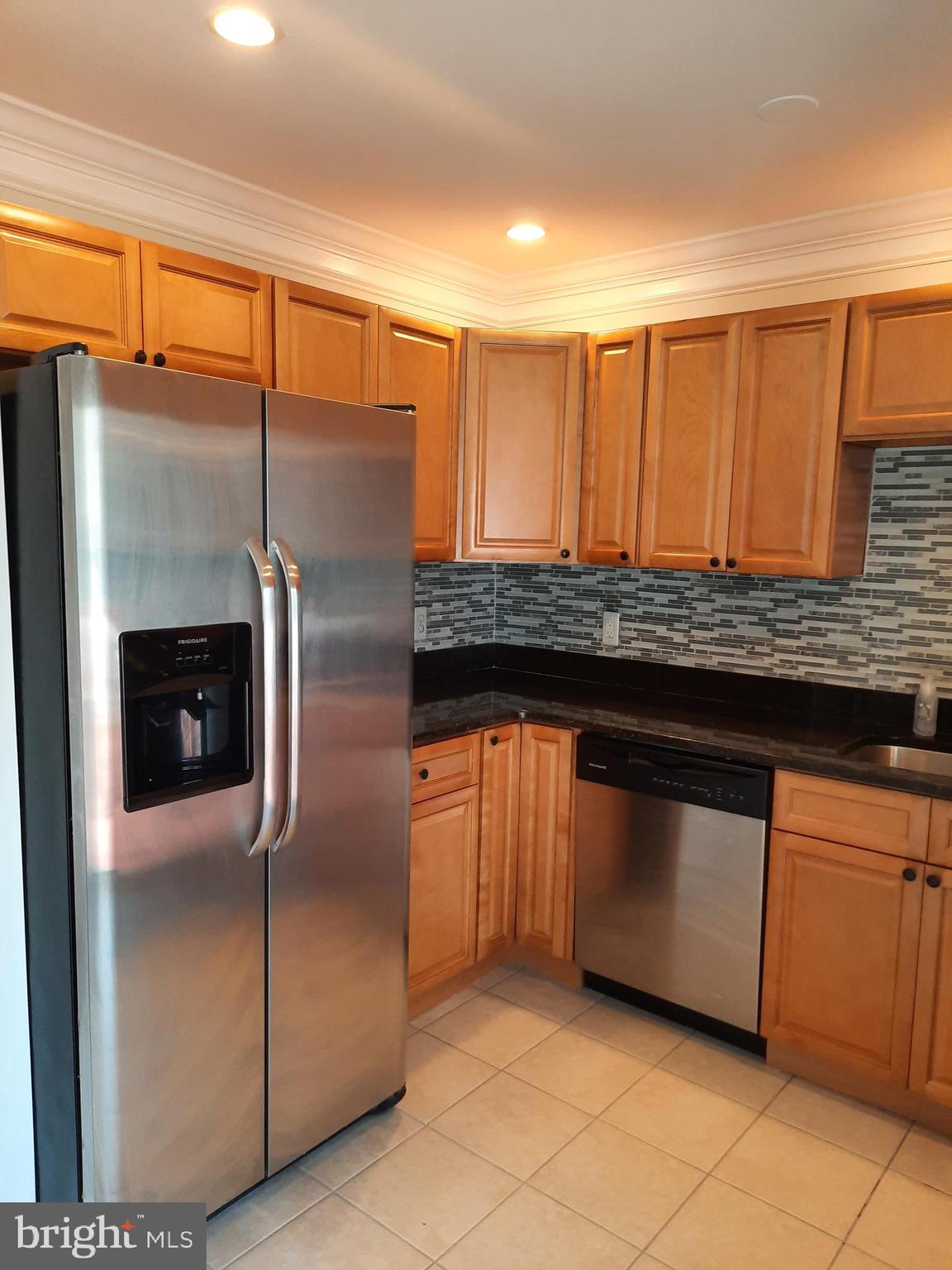 7846 Tick Neck Road Pasadena, MD 21122 - Photo 10 of 22 STAINLESS STEEL APPLIANCES