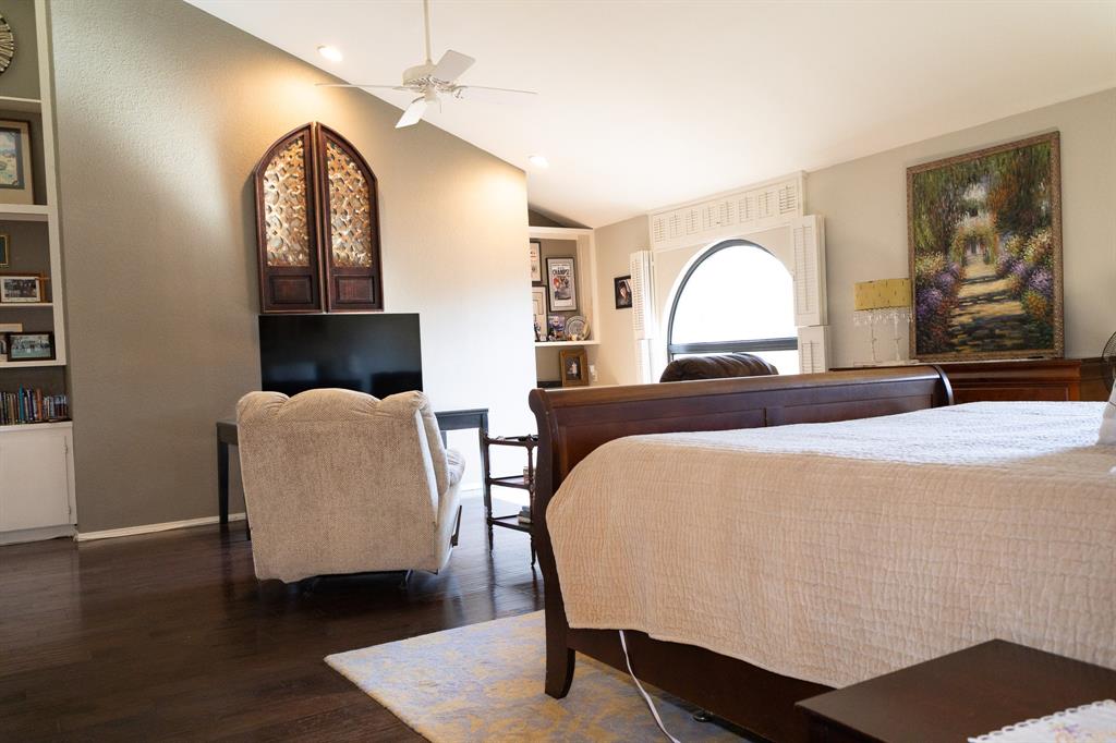 54 Rue Mason Street Abilene, TX 79605 - Photo 25 of 40 Primary Bedroom