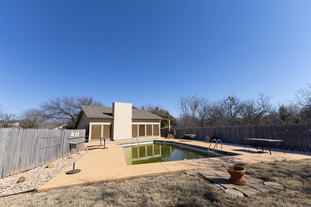 54 Rue Mason Street Abilene, TX 79605 - Photo 40 of 40 Community Pool (winterized)
