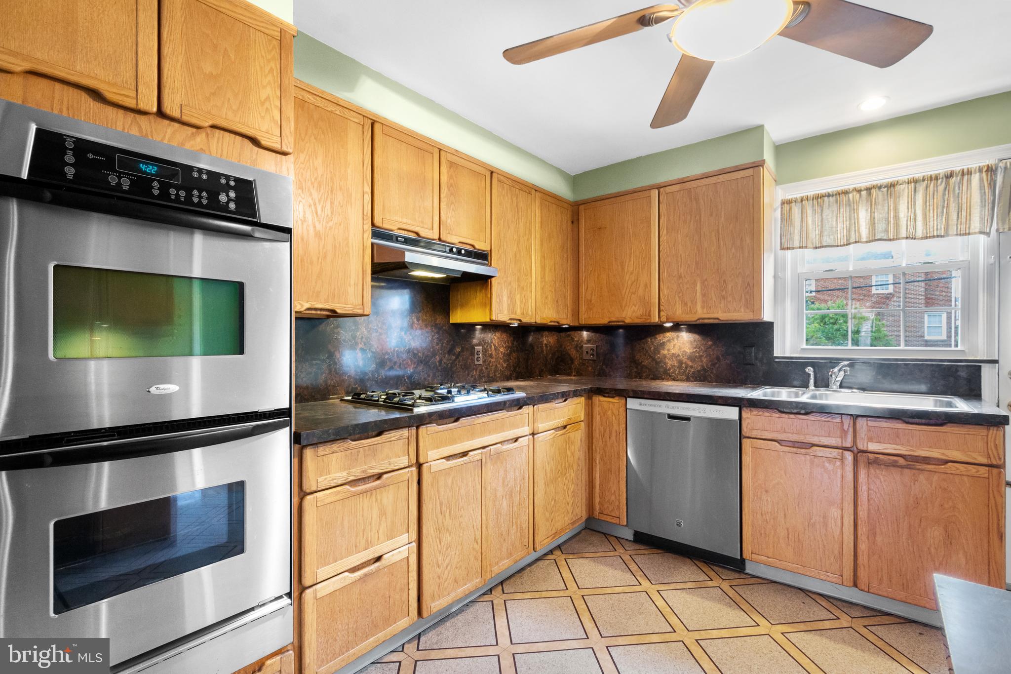 8150 Pleasant Plains Road Towson, MD 21286 - Photo 12 of 52 Gallery Image 12