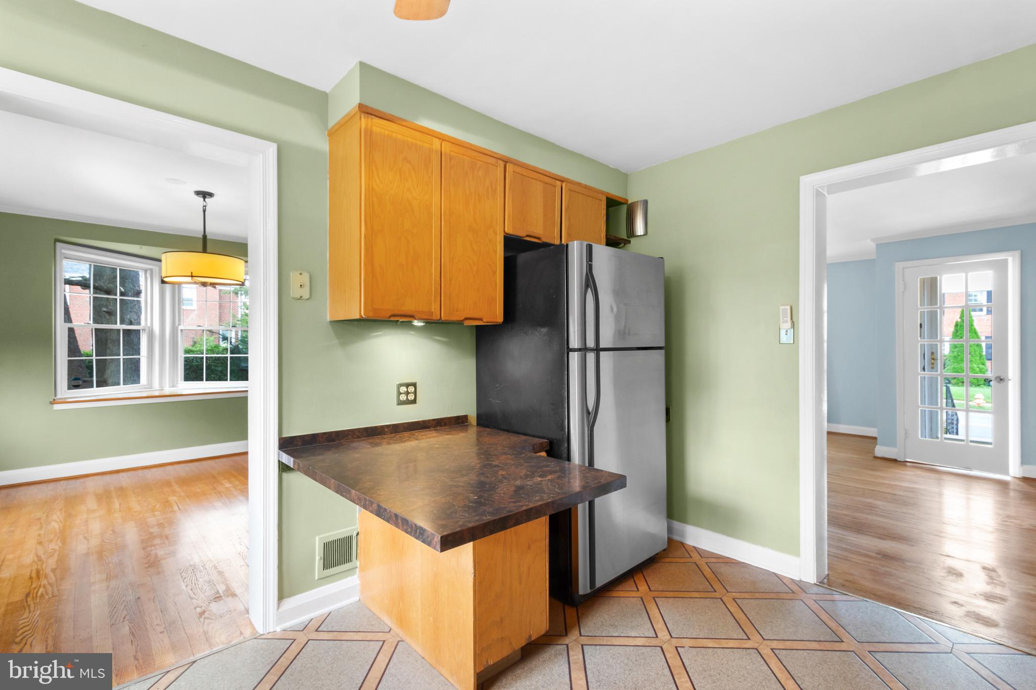 8150 Pleasant Plains Road Towson, MD 21286 - Photo 15 of 52 Gallery Image 15