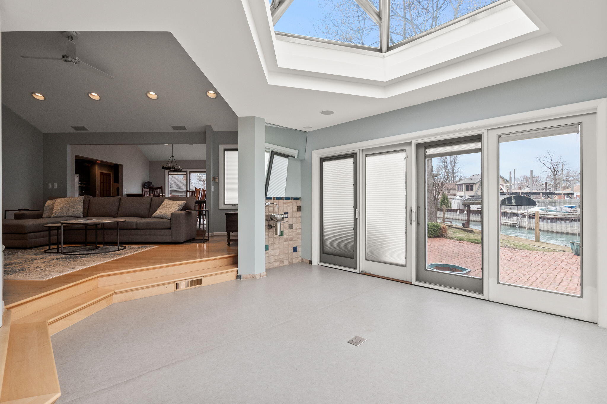 14511 Harbor Island Street Detroit, MI 48215 - Photo 15 of 28 30-web-or-mls-_1988236