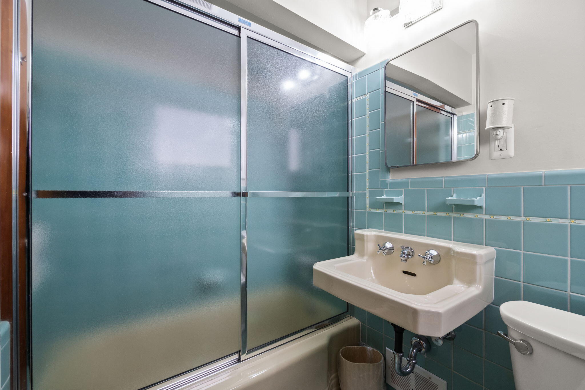 14511 Harbor Island Street Detroit, MI 48215 - Photo 19 of 28 35-web-or-mls-_1988182