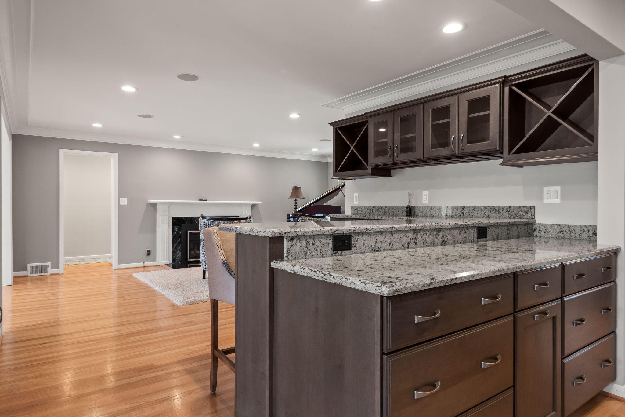 14511 Harbor Island Street Detroit, MI 48215 - Photo 9 of 28 22-web-or-mls-_1988260