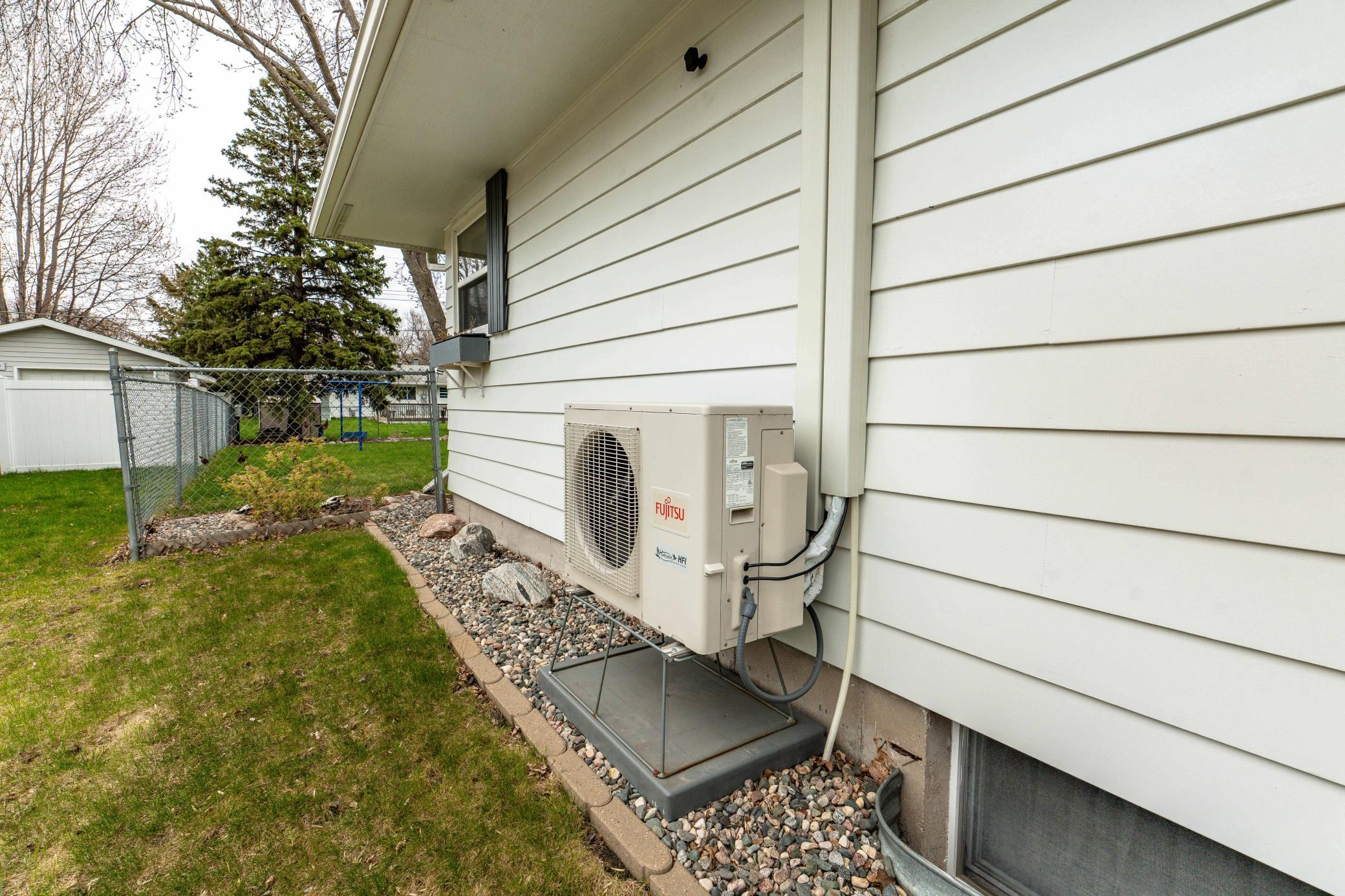 2320 10th Street South Fargo, ND 58103 - Photo 25 of 34