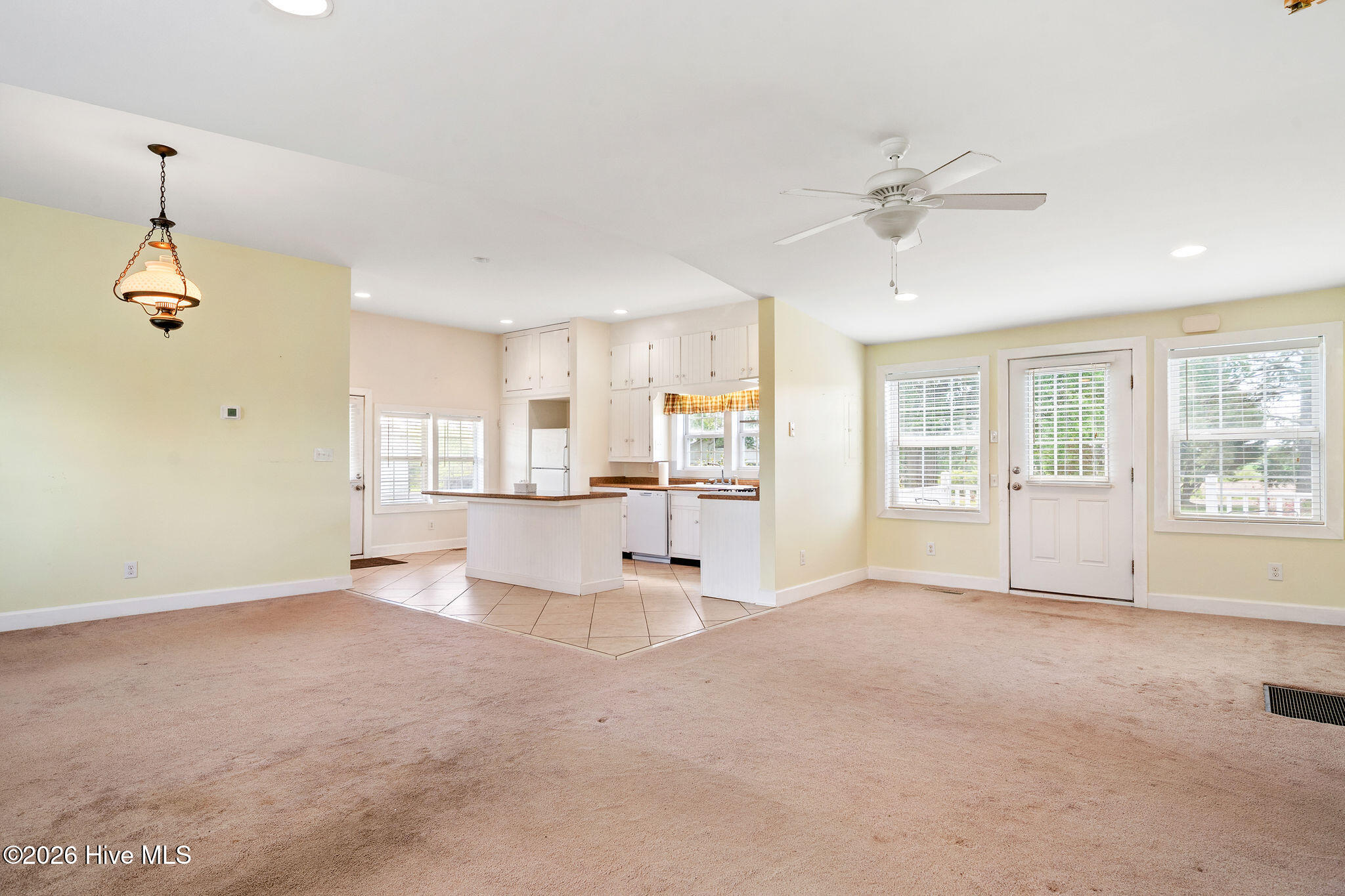 1352 Cornwallis Road Rose Hill, NC 28458 - Photo 25 of 42