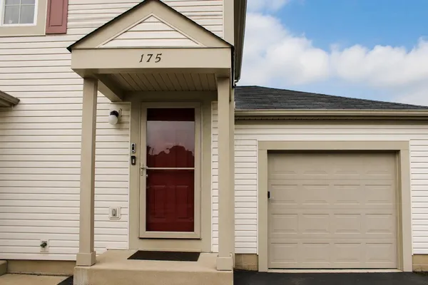 $1,750 | 175 Macenroe Drive, Unit 32F, Blacklick, OH 43004