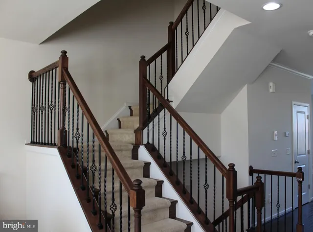 $3,295 | 24846 Durham Field Terrace, Chantilly, VA 20152