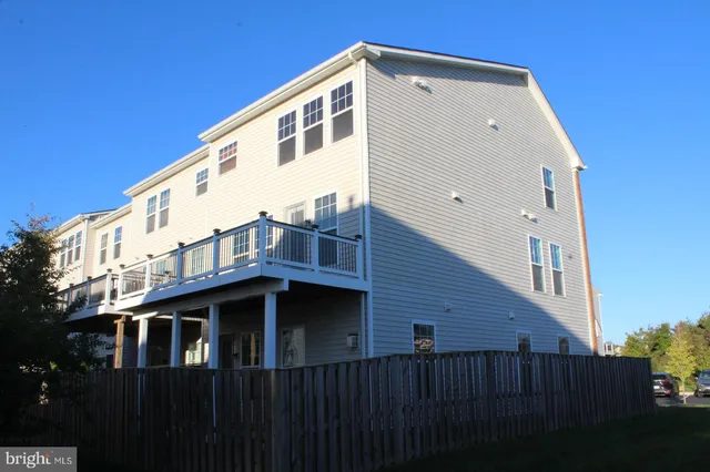 $3,295 | 24846 Durham Field Terrace, Chantilly, VA 20152