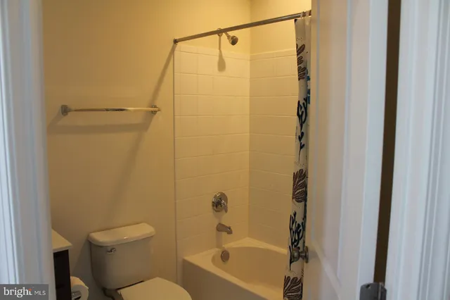 $3,295 | 24846 Durham Field Terrace, Chantilly, VA 20152