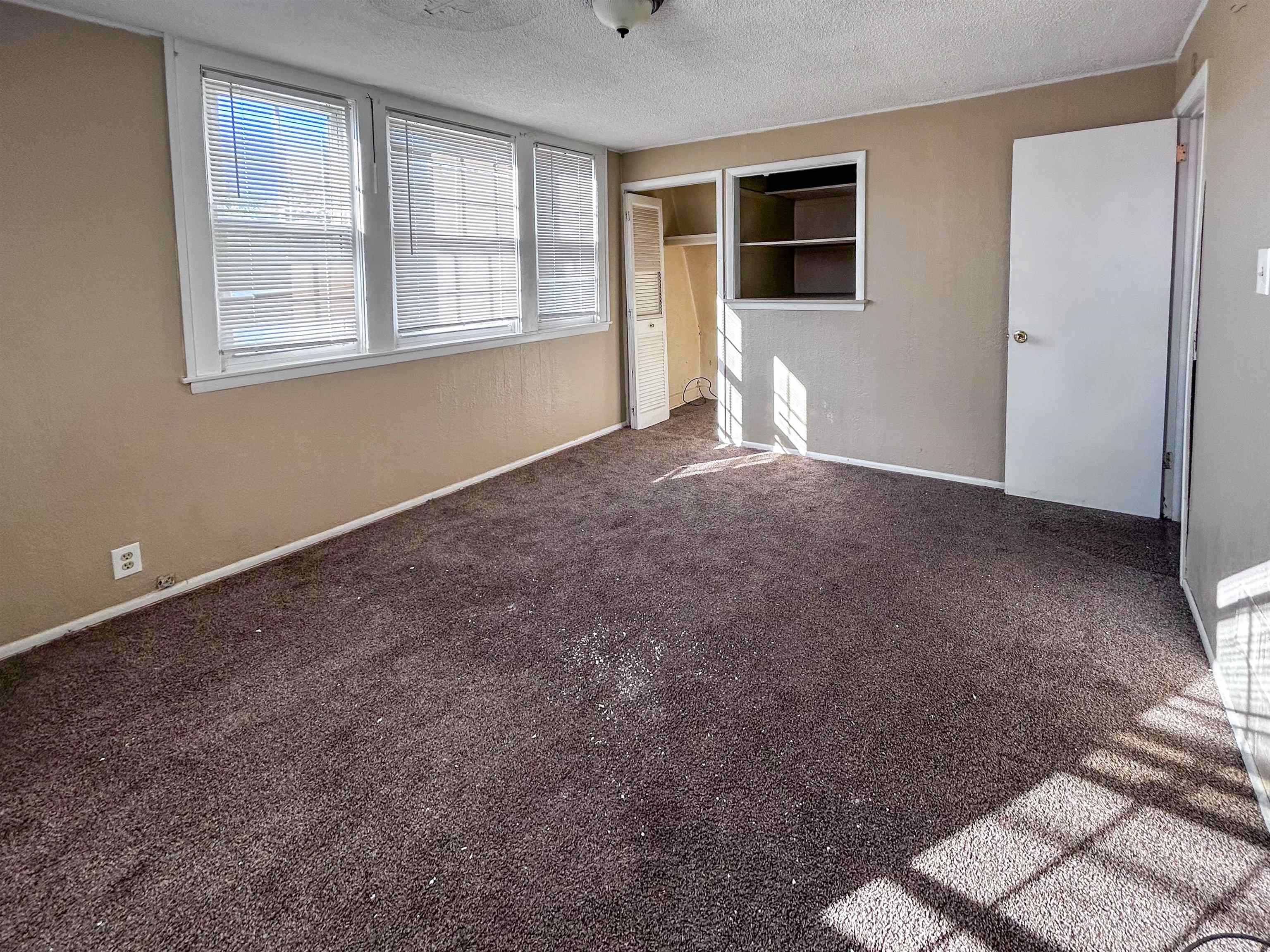 854 Perry Street Flint, MI 48504 - Photo 13 of 17 Gallery Image 13
