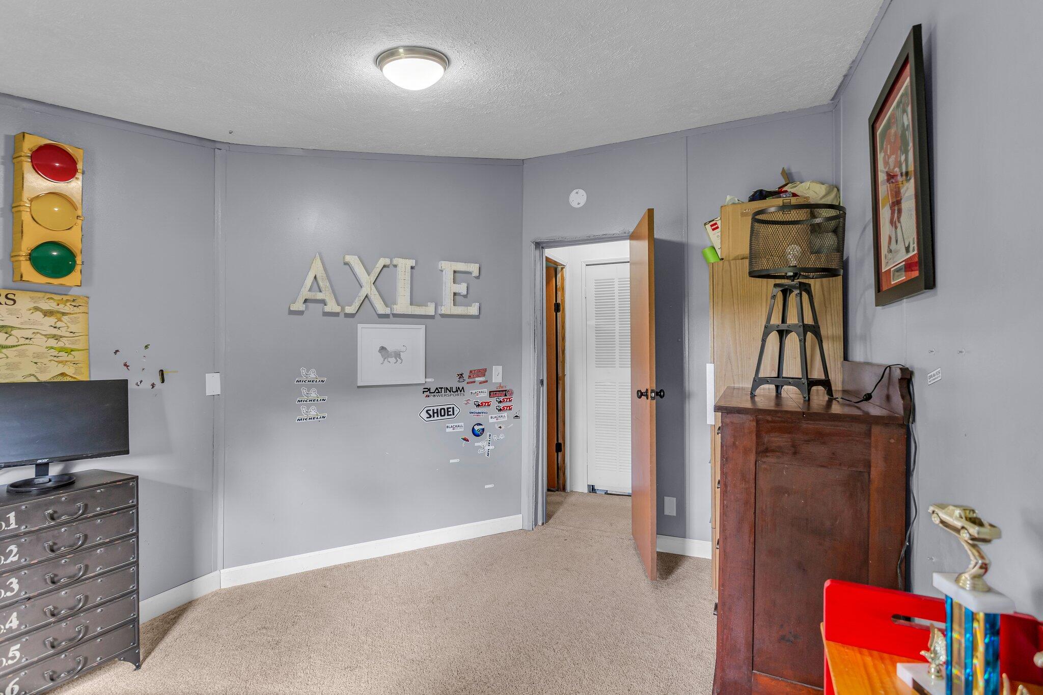 20880 Trufant Road Pierson, MI 49339 - Photo 13 of 33 6-web-or-mls-20880 Trufant Rd Pierson 4