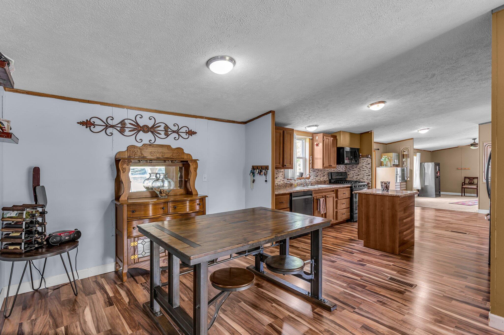 20880 Trufant Road Pierson, MI 49339 - Photo 7 of 33 12-web-or-mls-20880 Trufant Rd Pierson 1