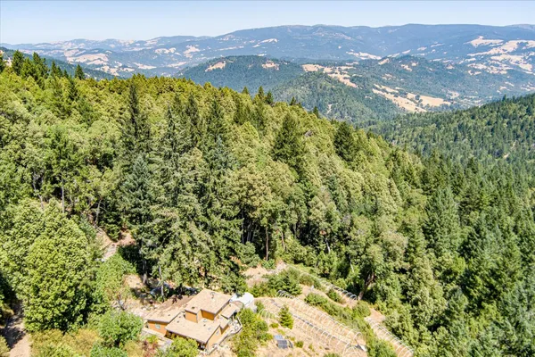 $229,000 | 5500 Rancho Sequoia Drive, Alderpoint, CA 95511