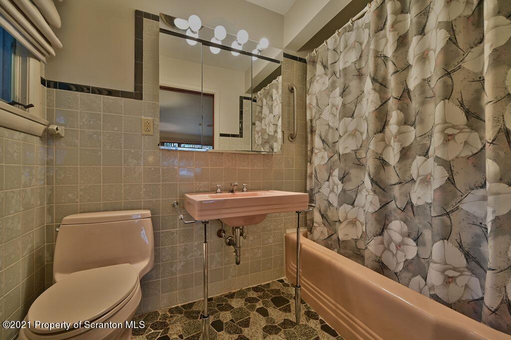 129 Noble Road Clarks Summit, PA 18411 - Photo 39 of 86 Gallery Image 39