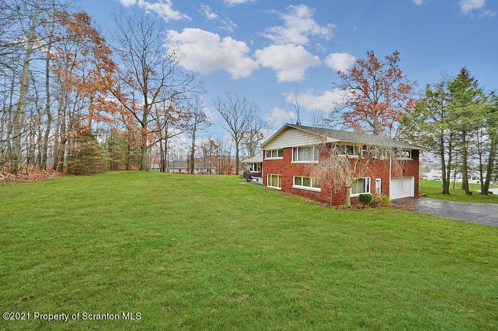 129 Noble Road Clarks Summit, PA 18411 - Photo 6 of 86 Gallery Image 6