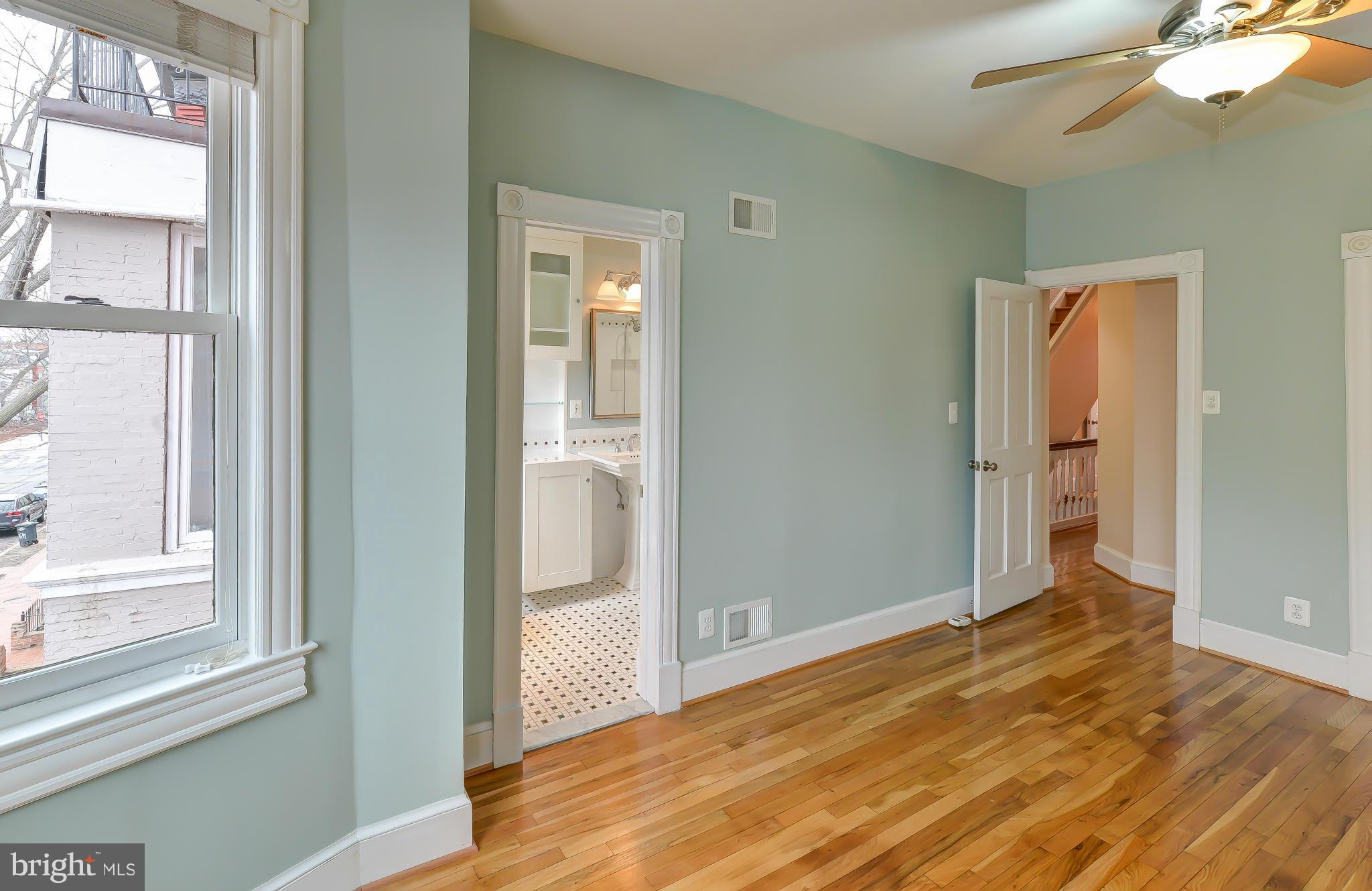 629 8th Street Northeast Washington, DC 20002 - Photo 15 of 30 Master Bedroom w/ En Suite Bath, 2nd floor