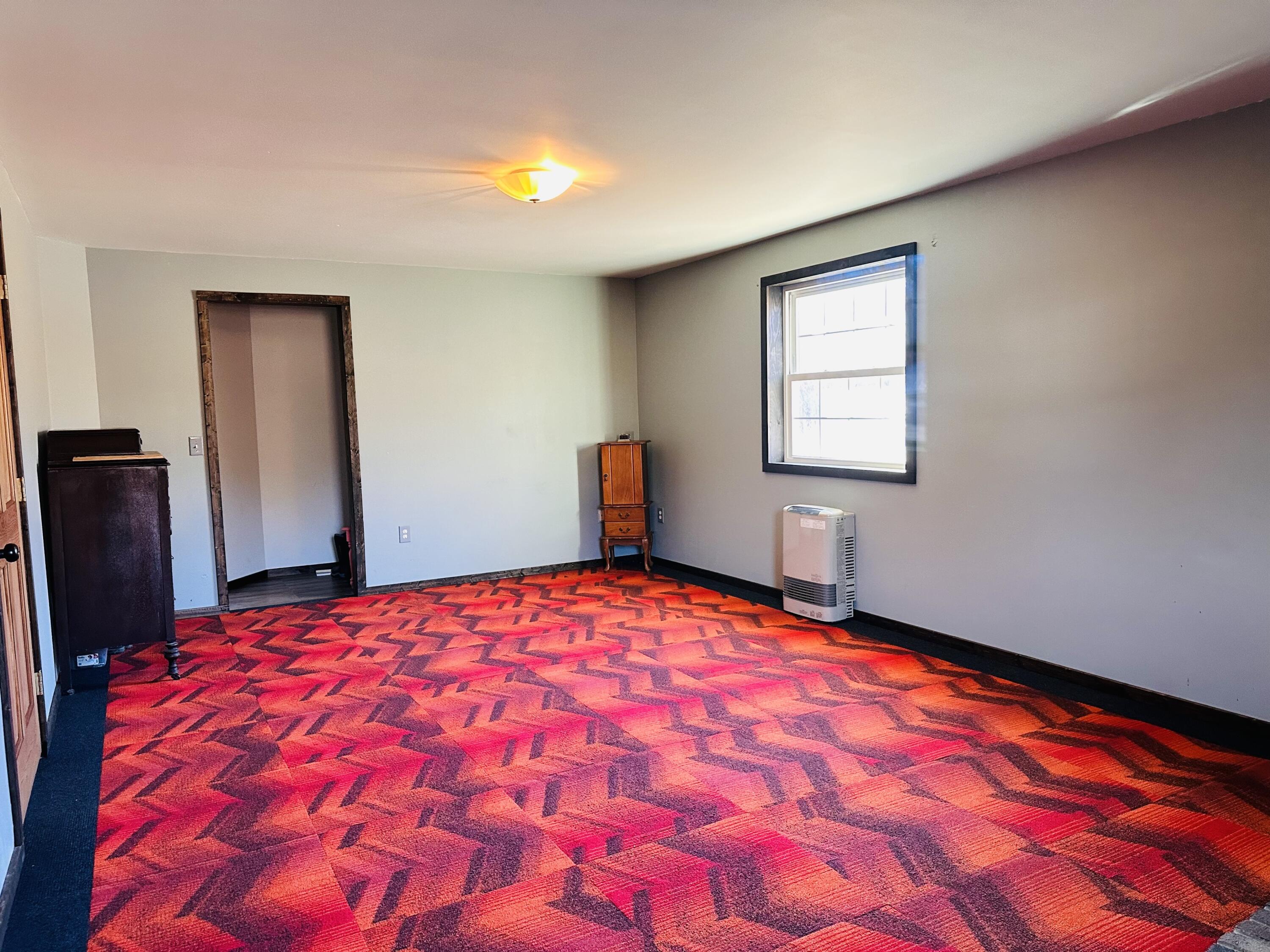 123 Annabessacook Road Winthrop, ME 04364 - Photo 38 of 46 123 Large bedroom..