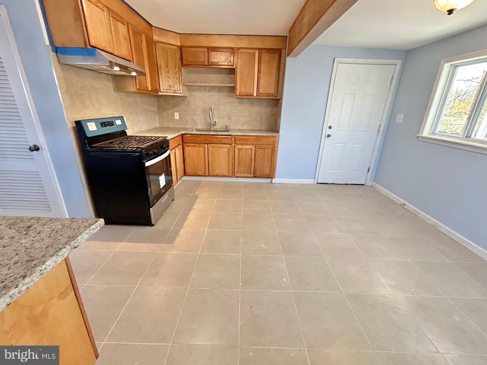 504 Woolman Road Burlington, NJ 08016 - Photo 12 of 62 Kitchen and Side Rear Exit Door