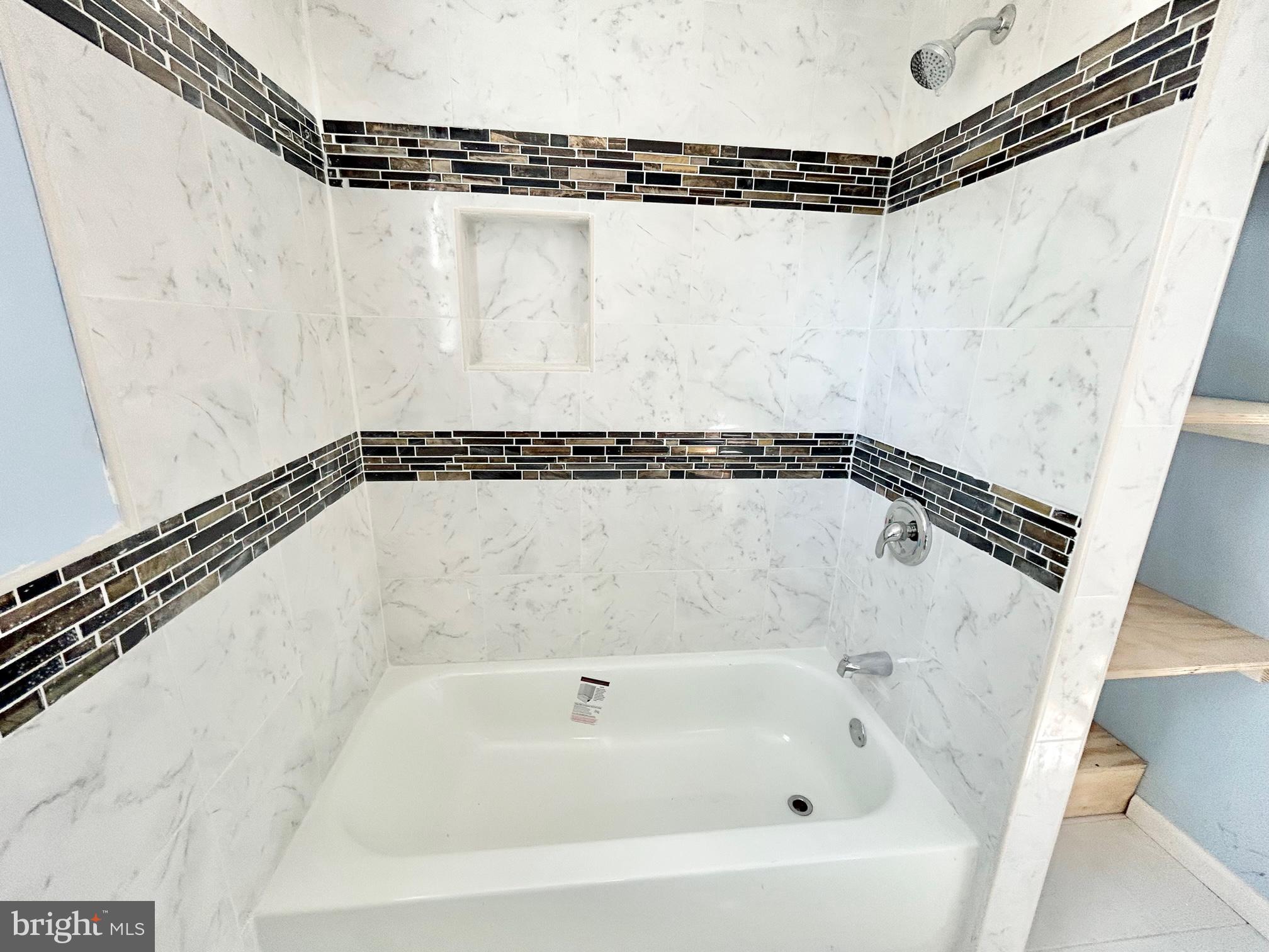 504 Woolman Road Burlington, NJ 08016 - Photo 25 of 62 Main Floor Bathroom