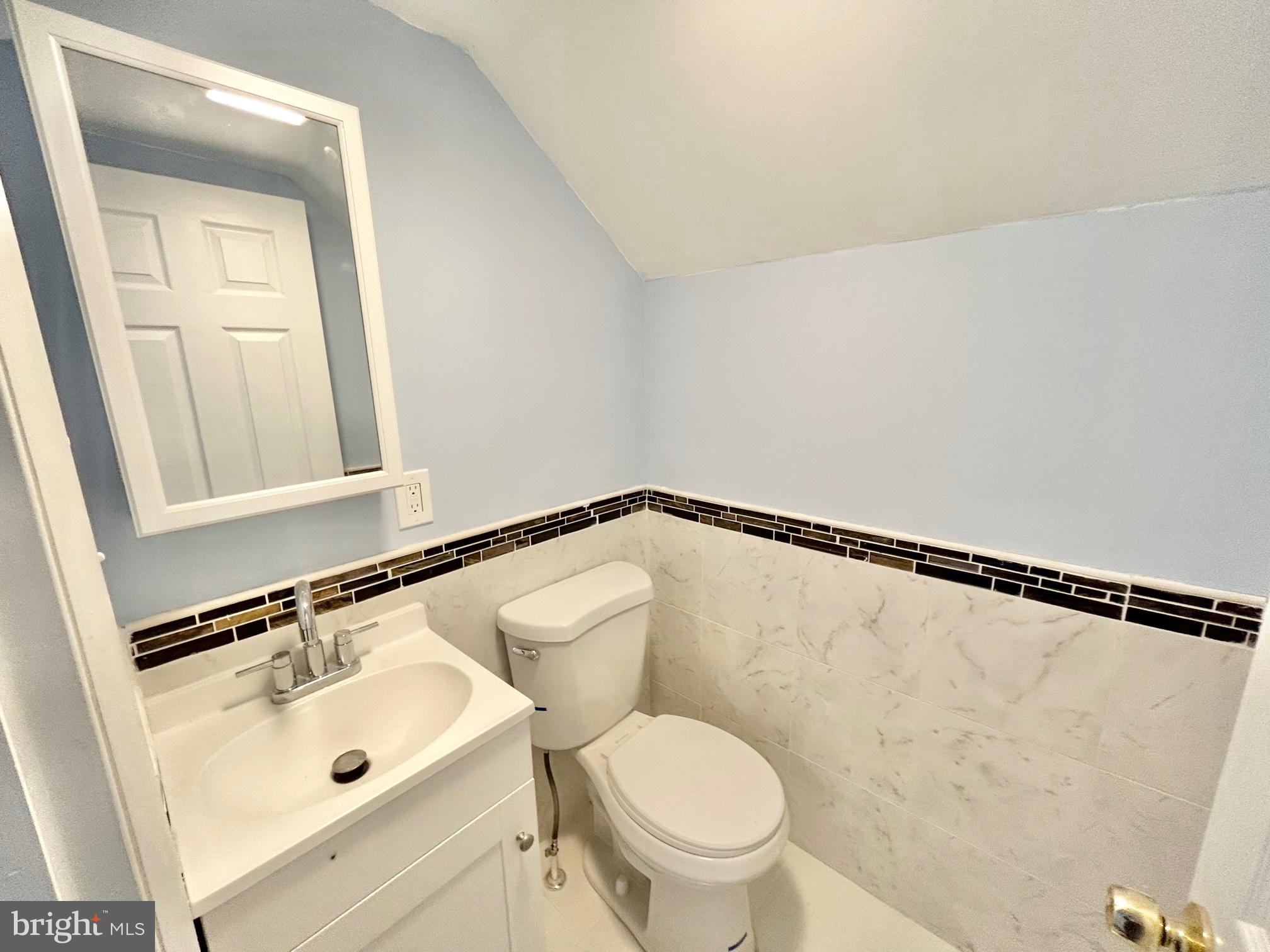 504 Woolman Road Burlington, NJ 08016 - Photo 43 of 62 2nd Floor Half Bath