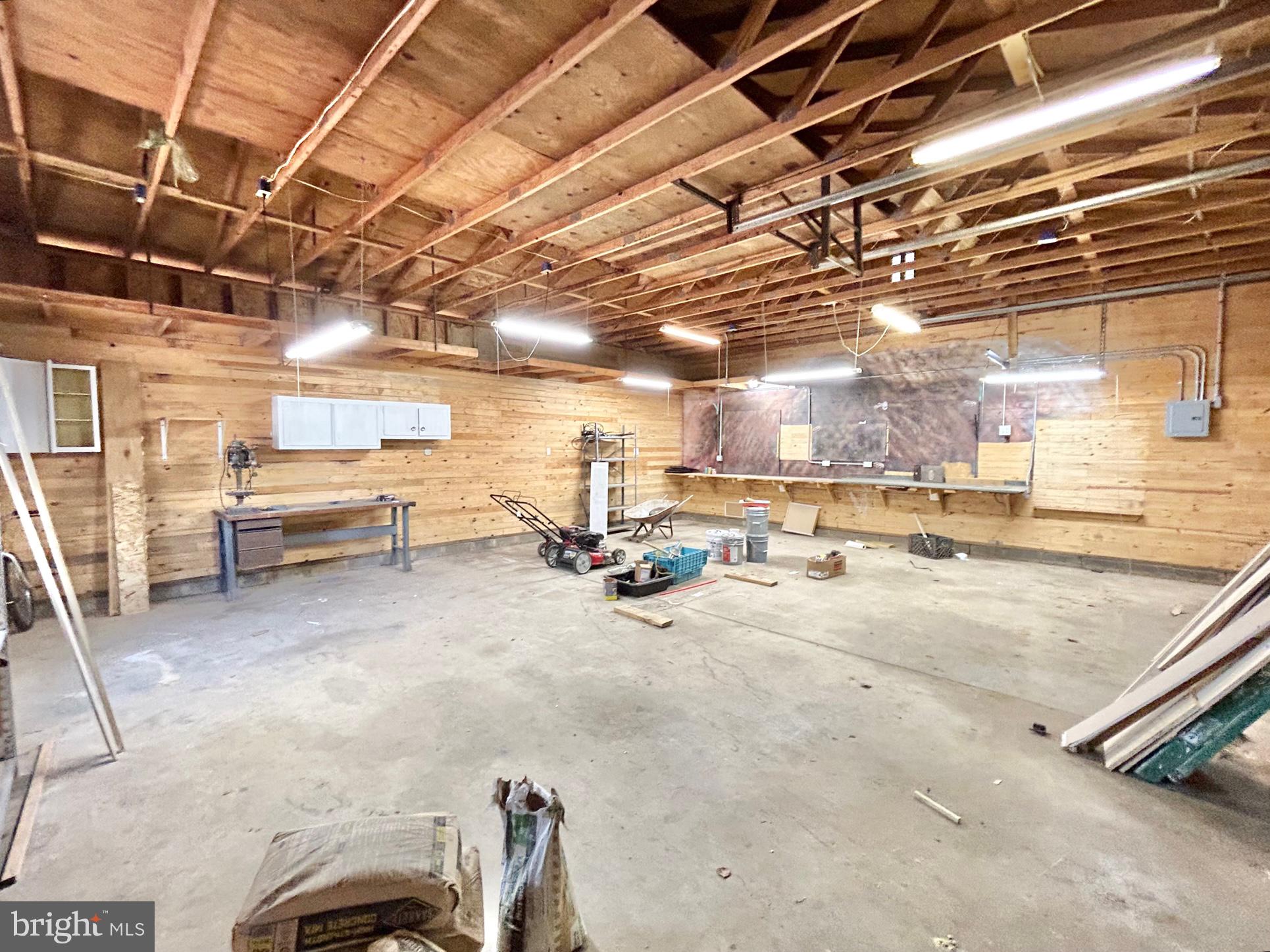 504 Woolman Road Burlington, NJ 08016 - Photo 53 of 62 Garage