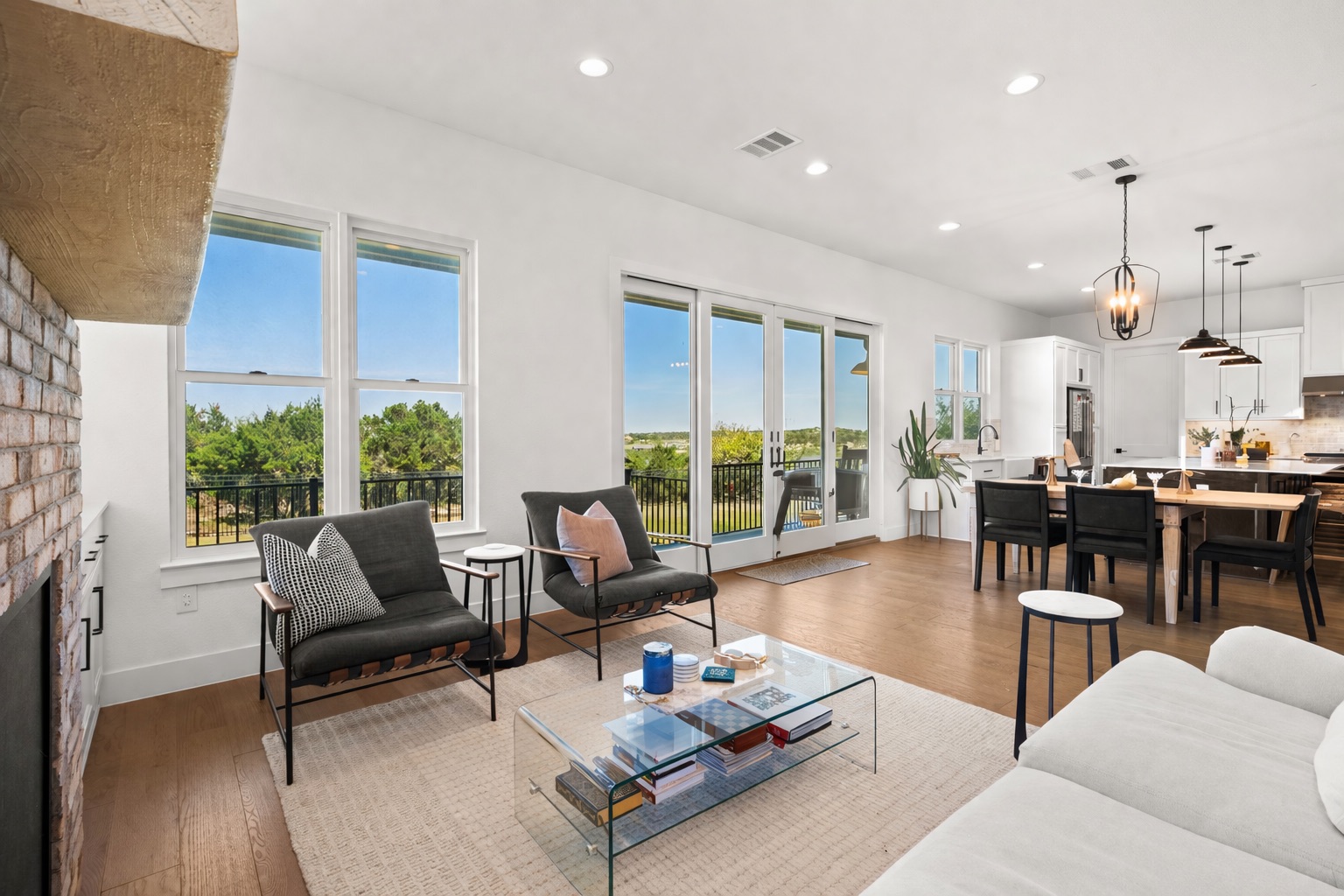 202 Smoke Tree Circle Dripping Springs, TX 78620 - Photo 13 of 38