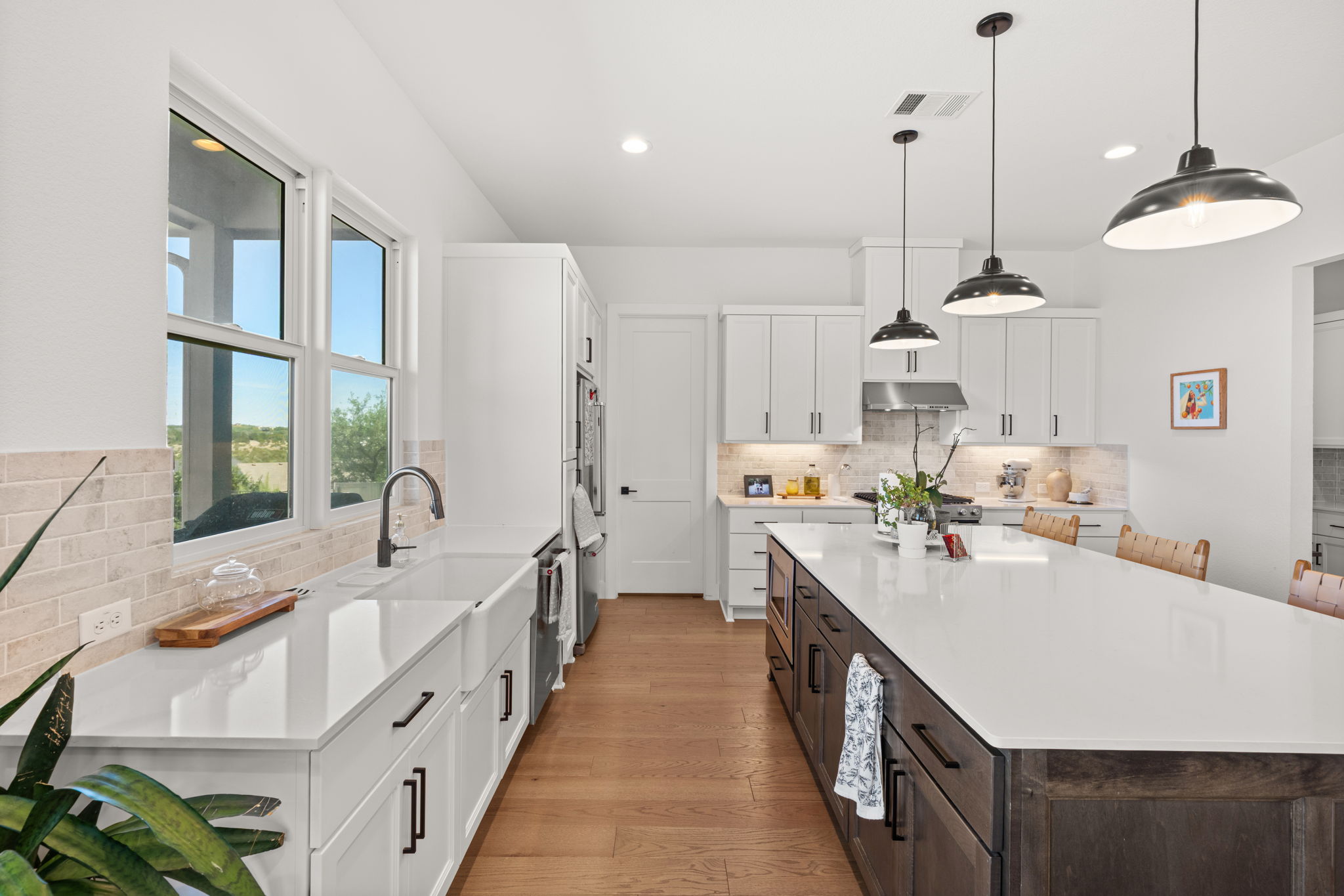 202 Smoke Tree Circle Dripping Springs, TX 78620 - Photo 16 of 38