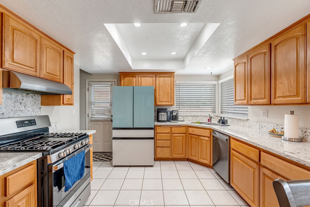 2965 East Mirada Road Highland, CA 92346 - Photo 16 of 29