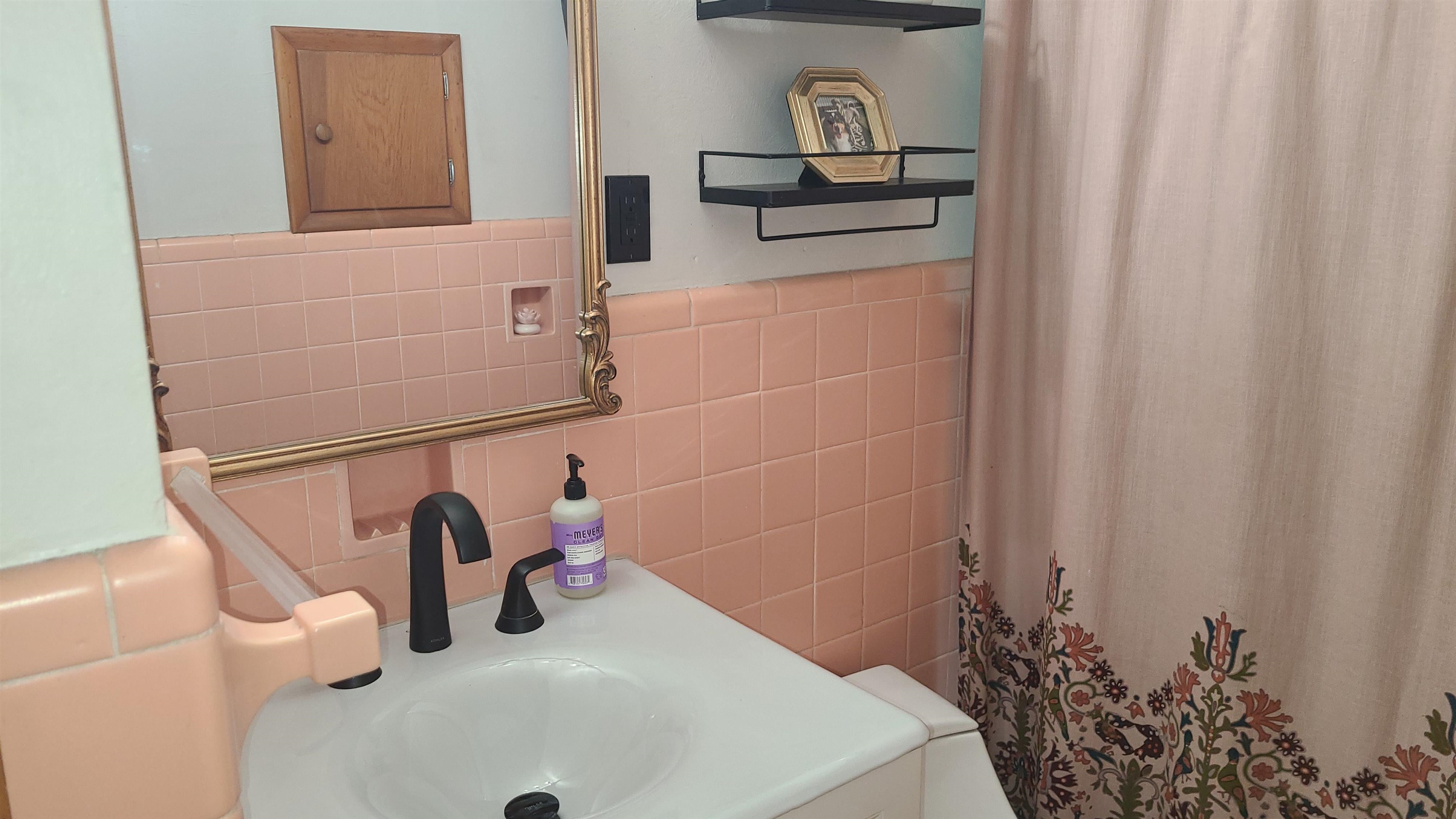 910 Catherine Street Green Bay, WI 54301 - Photo 17 of 27