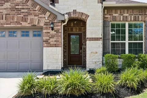 $329,000 | 24111 Kingdom Isle Lane, Katy, TX 77493