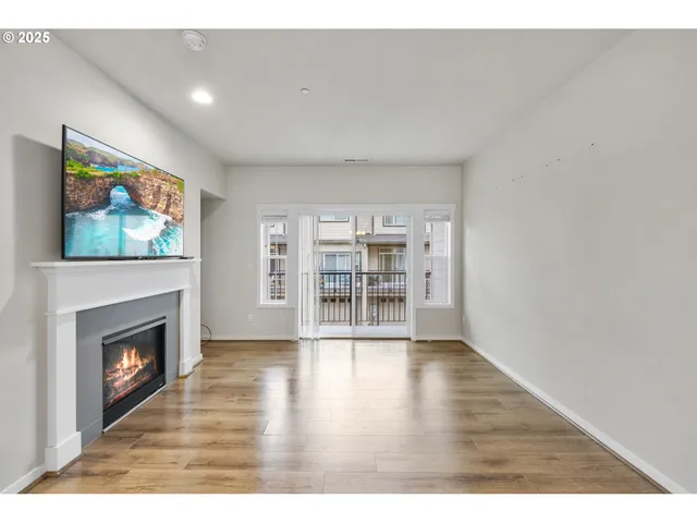 $389,900 | 28668 Southwest Paris Avenue, Wilsonville, OR 97070