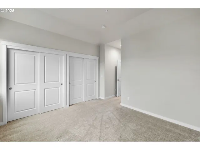 $389,900 | 28668 Southwest Paris Avenue, Wilsonville, OR 97070