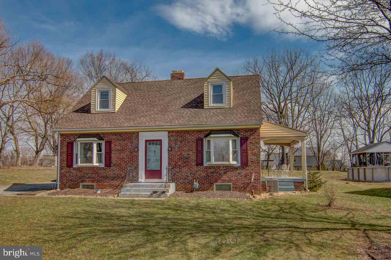 541 Pleasant Acres Road York, PA 17402 - Photo 1 of 15 Gallery Image 1