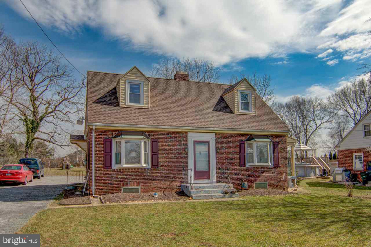 541 Pleasant Acres Road York, PA 17402 - Photo 3 of 15 Gallery Image 3